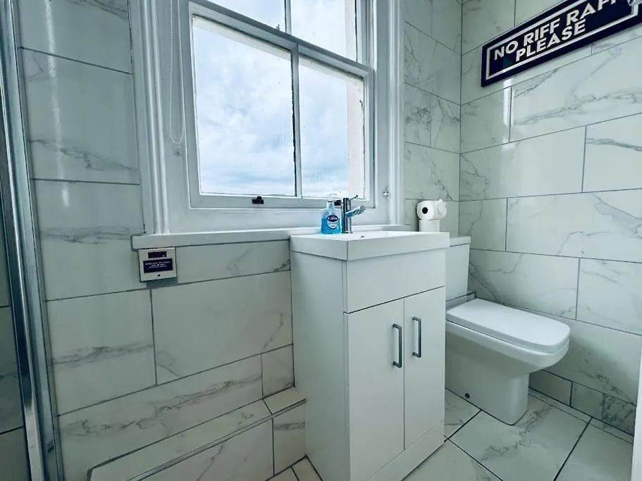 Free Parking I Two Bedroom Flat Next To Beach I Sleep 9 Brighton Apartamento